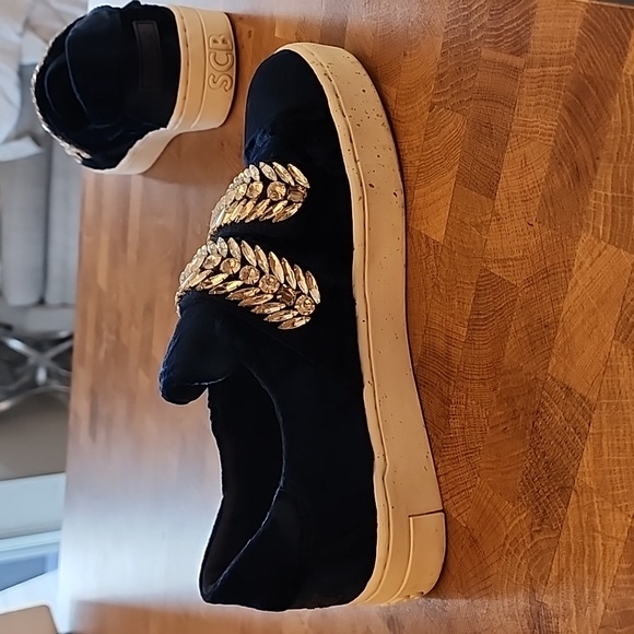 Suecomma Bonnie Crystal Embellished Royal Blue Velvet Low Top Sneakers Size 8 - Picture 8 of 11